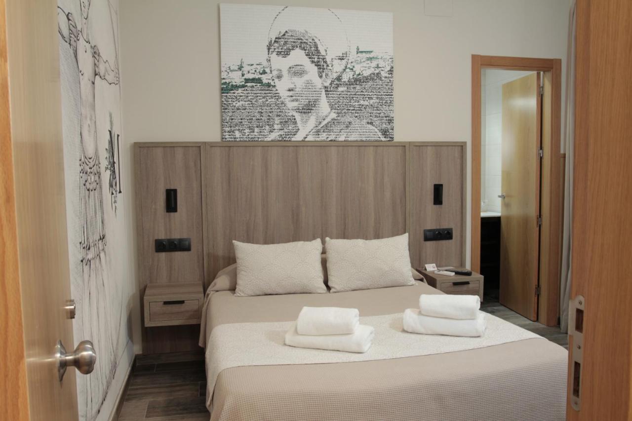 Hospedium Dlj Hostal Tematico Desde La Juderia Arjona Eksteriør bilde