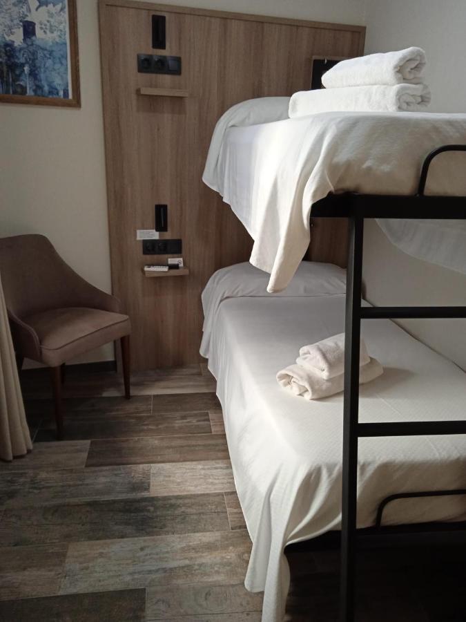 Hospedium Dlj Hostal Tematico Desde La Juderia Arjona Eksteriør bilde