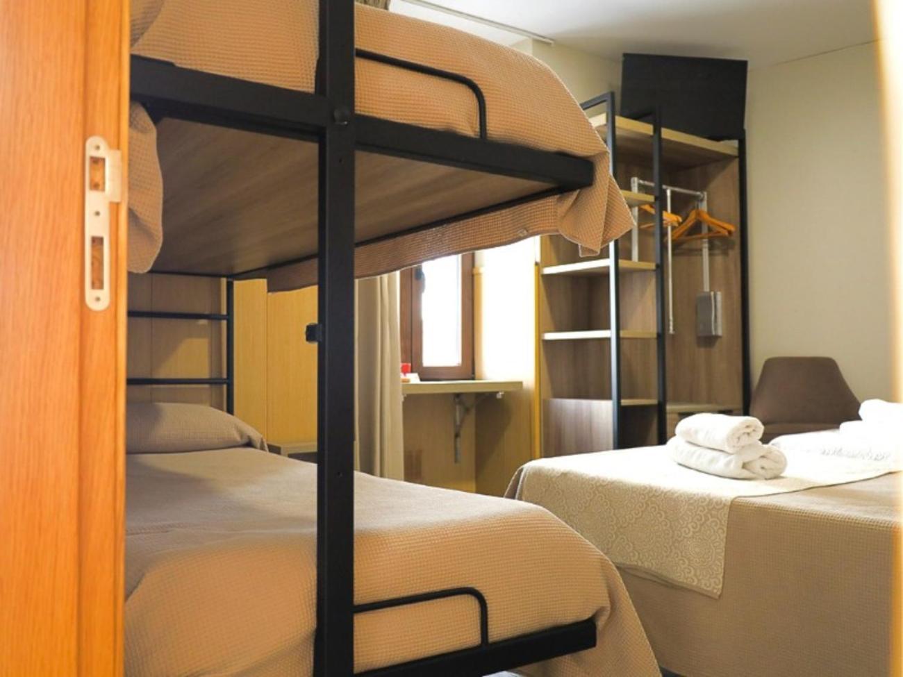 Hospedium Dlj Hostal Tematico Desde La Juderia Arjona Eksteriør bilde