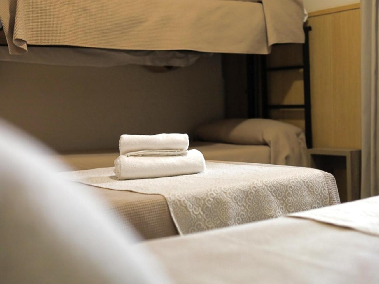 Hospedium Dlj Hostal Tematico Desde La Juderia Arjona Eksteriør bilde