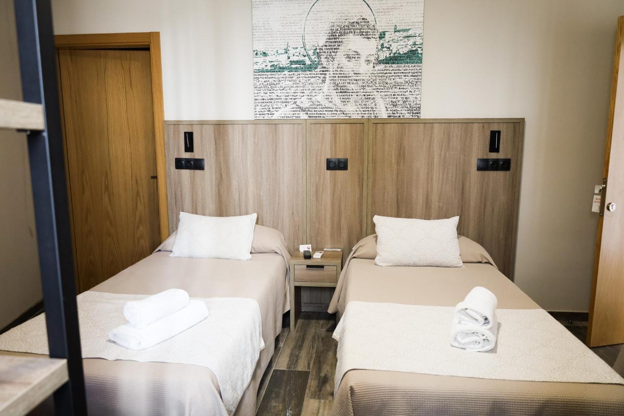Hospedium Dlj Hostal Tematico Desde La Juderia Arjona Eksteriør bilde
